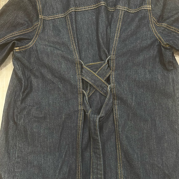 CABI Women’s Dark Blue Denim Jacket Size Medium - Picture 7 of 7